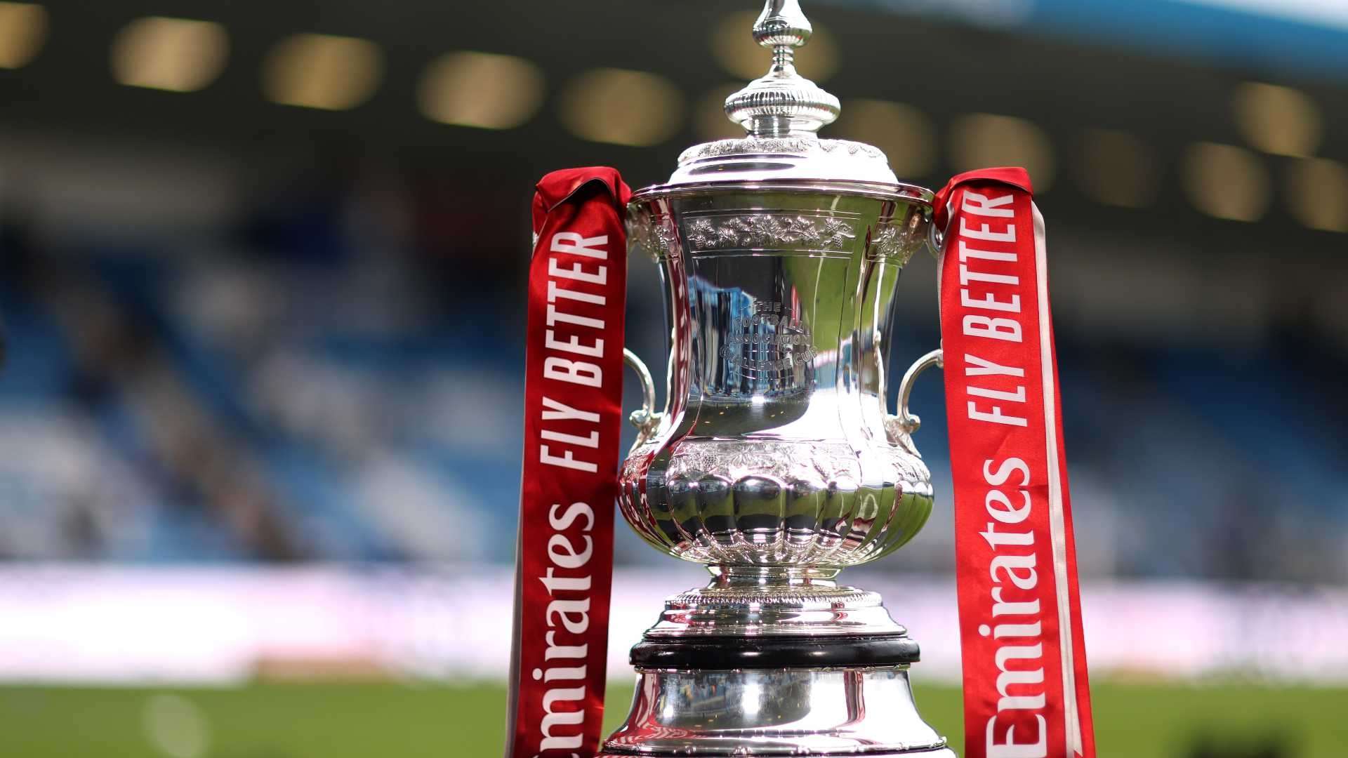 而他的表现 而他的表现