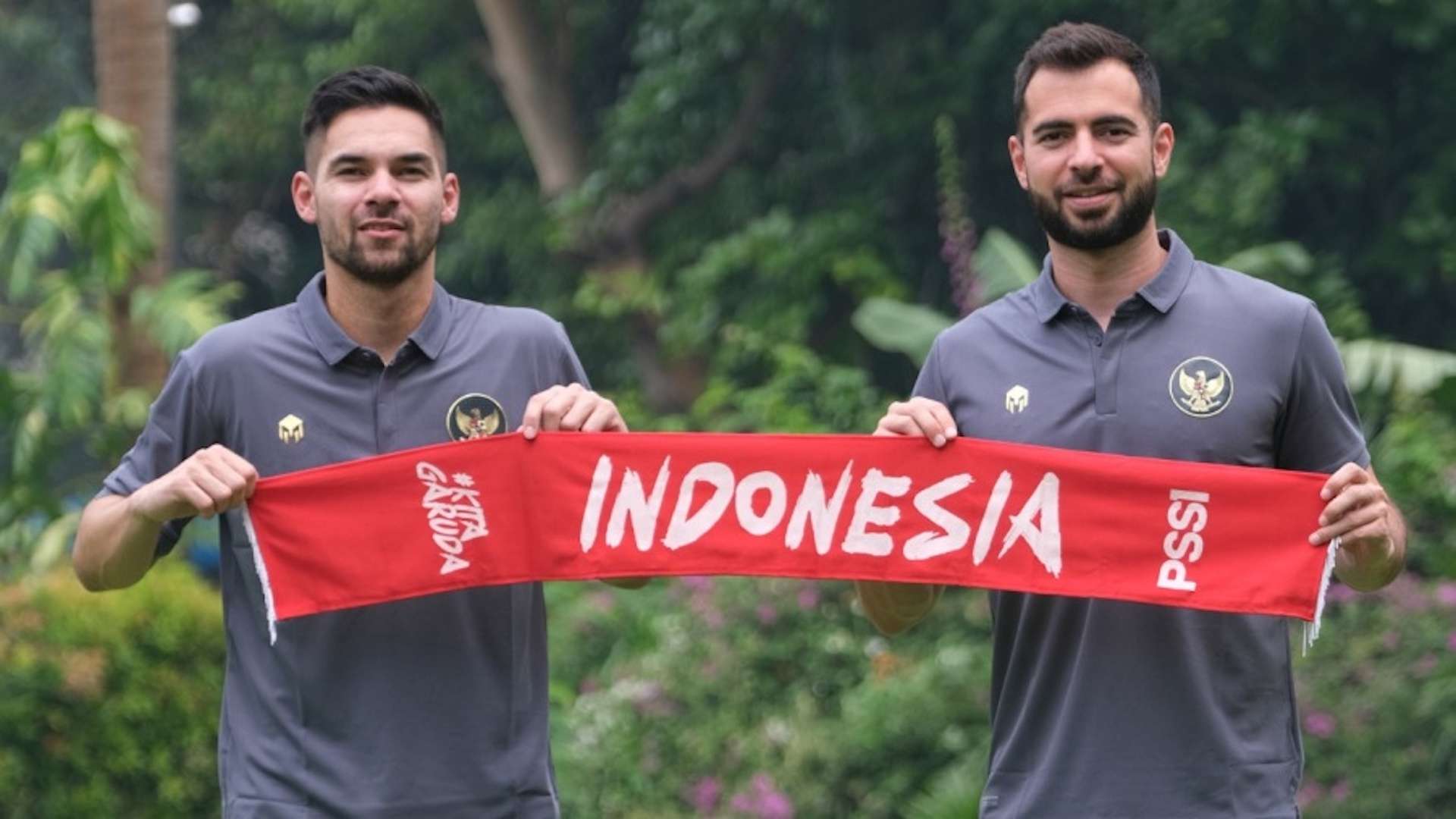 相比之下 相比之下