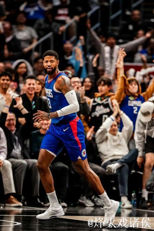 哈登砍下24分助快船止魔术6连胜,尼克斯送太阳5连败 哈登砍下24分助快船止魔术6连胜,尼克斯送太阳5连败